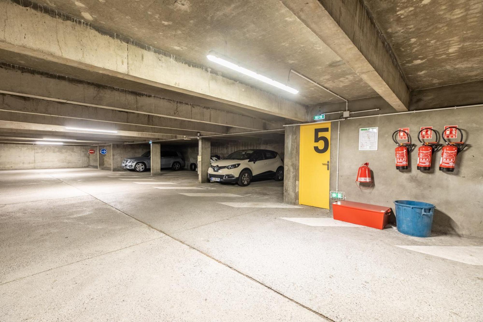 *Cocoon Area* Confort & Parking Clermont-Ferrand Zewnętrze zdjęcie